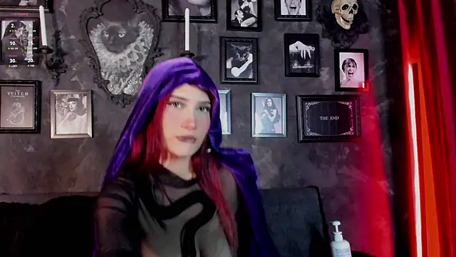 Hanna Hex online show from July 19, 2026, 1:04 pm
