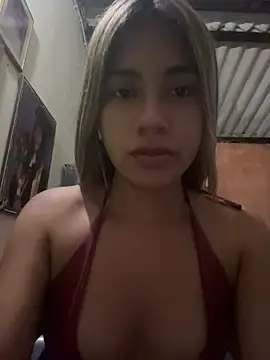 Snapshot of Kimmiebellarie chatting on May 10, 2026, 12:27 am Kimmiebellarie online show from May 10, 2026, 12:27 am