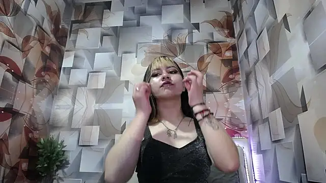 star  pink online show from April 15, 2026, 1:18 pm