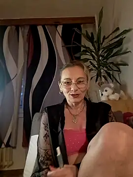 Snapshot of Blond_lady_czech chatting on April 18, 2026, 6:23 pm Blond lady czech online show from April 18, 2026, 6:23 pm