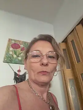 Snapshot of Blond_lady_czech chatting on May 2, 2026, 5:29 pm Blond lady czech online show from May 2, 2026, 5:29 pm