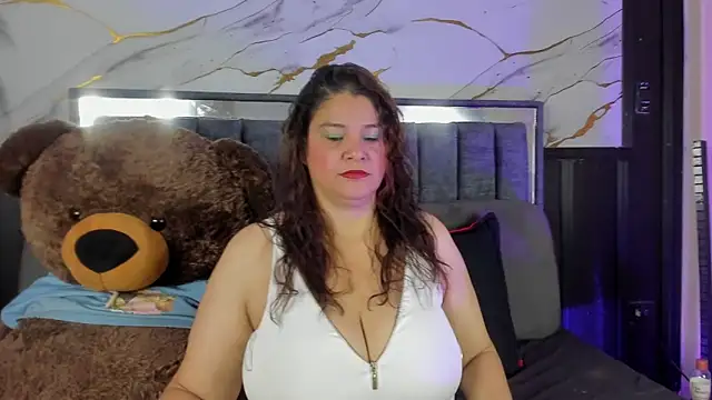 Snapshot of Lady_LUCY69 chatting on May 6, 2026, 12:54 pm Lady LUCY69 online show from May 6, 2026, 12:54 pm