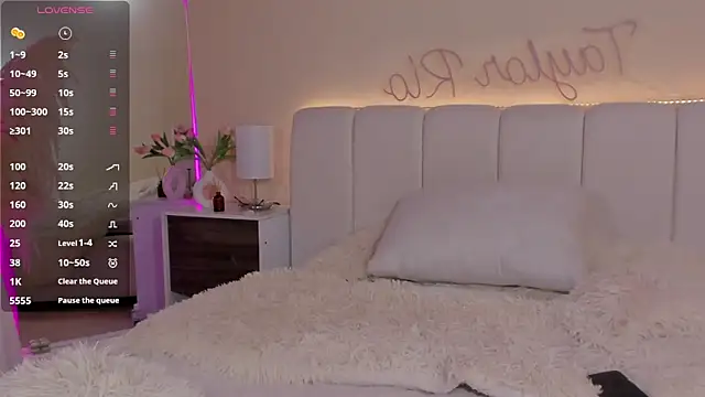 Snapshot of teylor_rio chatting on April 15, 2026, 3:24 am teylor rio online show from April 15, 2026, 3:24 am