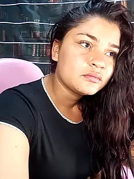 Snapshot of Sienna_Fox69 chatting on April 11, 2026, 1:59 pm Sienna Fox69 online show from April 11, 2026, 1:59 pm