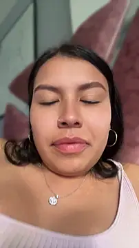 Iam-sophia27 online show from July 28, 2026, 6:07 pm
