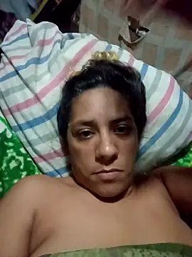 Snapshot of melysexy chatting on May 3, 2026, 4:40 am melysexy online show from May 3, 2026, 4:40 am