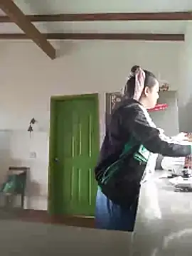 Snapshot of Pricila45 chatting on April 16, 2026, 1:45 pm Pricila45 online show from April 16, 2026, 1:45 pm