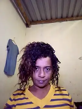 MissyLoveCreator online show from April 23, 2026, 10:47 am