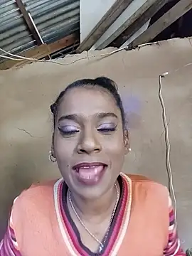 MissyLoveCreator online show from July 18, 2026, 10:41 am