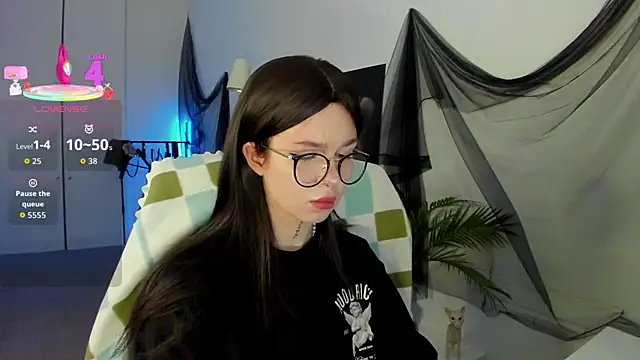 Snapshot of RisoSweet chatting on May 30, 2026, 8:28 pm RisoSweet online show from May 30, 2026, 8:28 pm