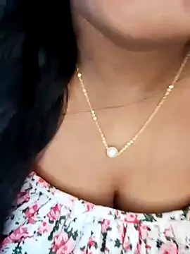 Snapshot of Mayuri-hot chatting on June 24, 2026, 5:56 pm Mayuri-hot online show from June 24, 2026, 5:56 pm