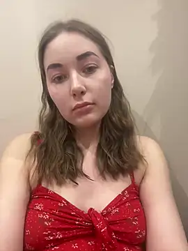 Doris2222 online show from April 16, 2026, 6:52 pm