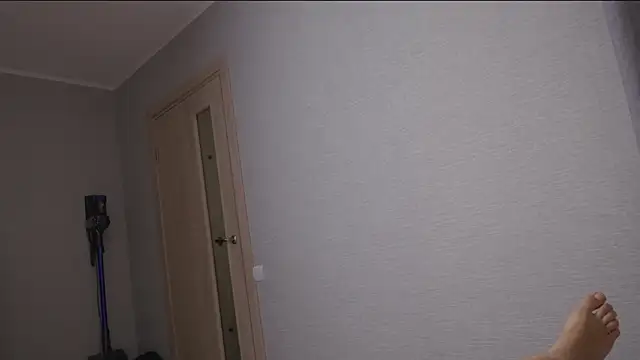 Snapshot of vesullillo chatting on April 12, 2026, 11:37 am vesullillo online show from April 12, 2026, 11:37 am