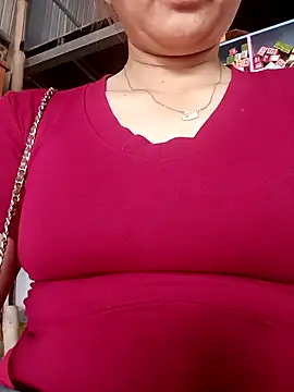Snapshot of -Hanchu- chatting on April 17, 2026, 9:01 am -Hanchu- online show from April 17, 2026, 9:01 am