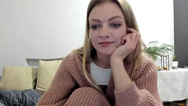 Snapshot of Severina7 chatting on April 27, 2026, 7:34 pm Severina7 online show from April 27, 2026, 7:34 pm