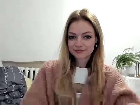 Snapshot of Severina7 chatting on May 1, 2026, 8:02 pm Severina7 online show from May 1, 2026, 8:02 pm