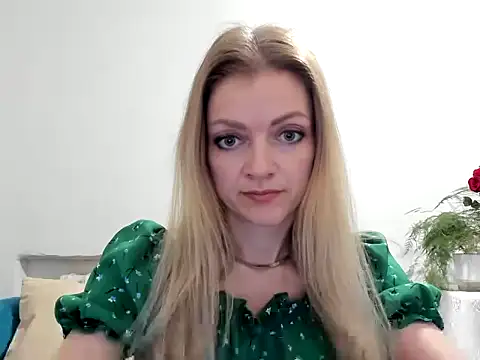 Snapshot of Severina7 chatting on May 28, 2026, 7:11 pm Severina7 online show from May 28, 2026, 7:11 pm