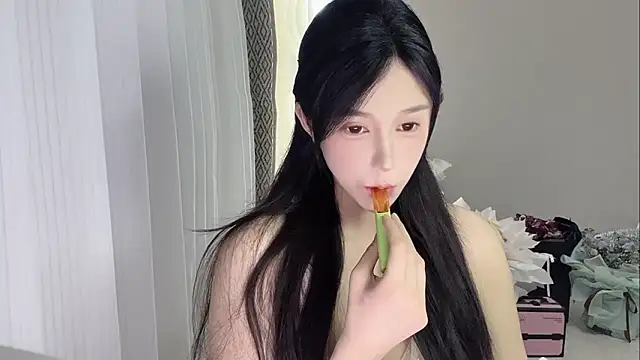 Snapshot of Ruiyaa chatting on April 15, 2026, 3:41 pm Ruiyaa online show from April 15, 2026, 3:41 pm