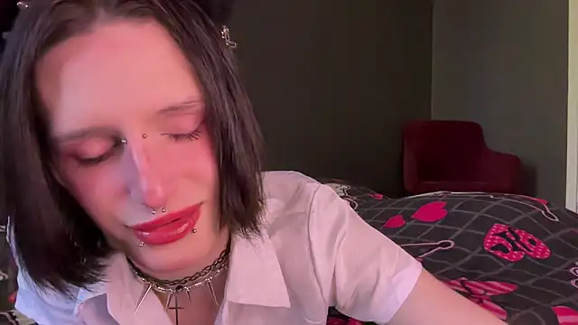 Niky Long online show from May 13, 2026, 8:44 am