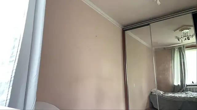 LaurenBlade online show from May 29, 2026, 8:23 am