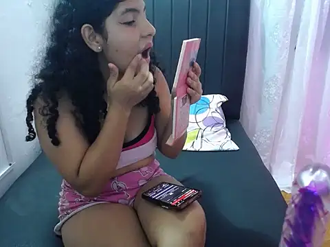 daira2006 online show from April 18, 2026, 2:48 am