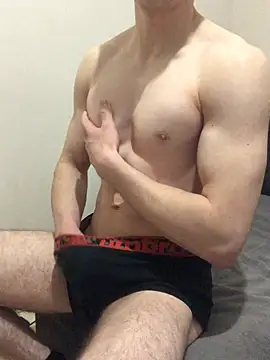 Snapshot of maxence_096 chatting on April 15, 2026, 1:45 am maxence 096 online show from April 15, 2026, 1:45 am