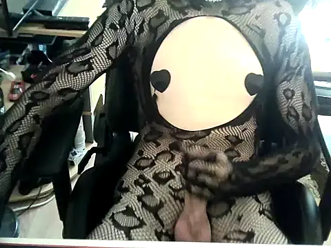 Snapshot of SurgicallySexy21 chatting on July 28, 2026, 8:32 am SurgicallySexy21 online show from July 28, 2026, 8:32 am