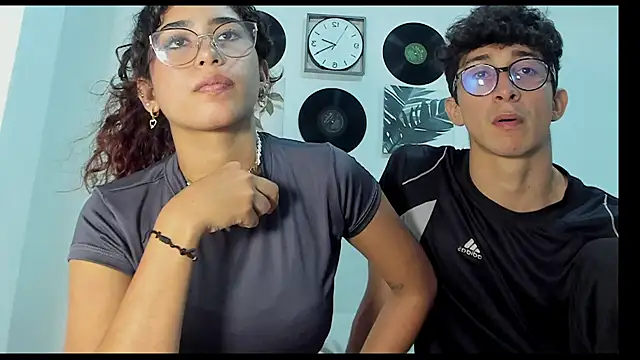 Snapshot of alanandtifany chatting on May 4, 2026, 7:21 pm alanandtifany online show from May 4, 2026, 7:21 pm