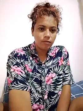 rizosdefuego online show from April 14, 2026, 5:08 pm