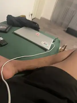 ankitmishra22 online show from April 12, 2026, 11:54 pm