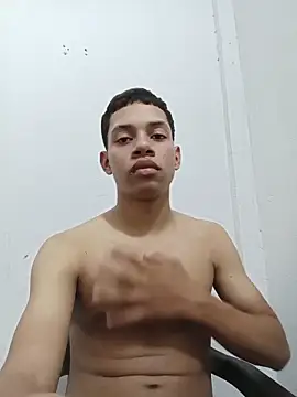 Snapshot of curious_straight_guy chatting on May 7, 2026, 2:50 am curious straight guy online show from May 7, 2026, 2:50 am