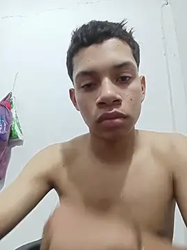 Snapshot of curious_straight_guy chatting on May 12, 2026, 2:19 am curious straight guy online show from May 12, 2026, 2:19 am