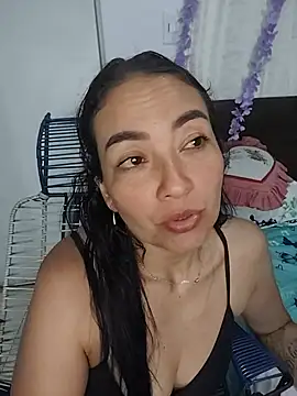 LuluDream online show from July 22, 2026, 1:08 am