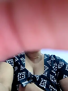 Snapshot of Reshma0786 chatting on April 13, 2026, 6:08 am Reshma0786 online show from April 13, 2026, 6:08 am