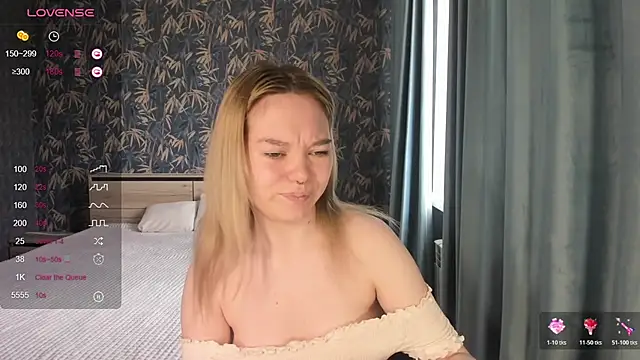 Anna Delon online show from May 29, 2026, 7:06 am