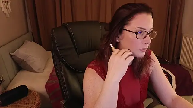 Sharon Red online show from December 7, 2024, 6:37 pm