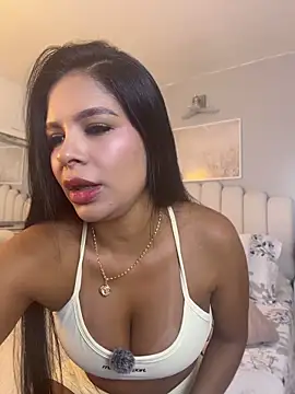 Elara Luxe online show from May 28, 2026, 11:13 pm