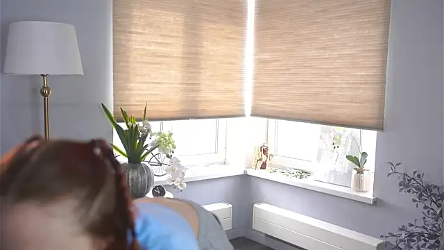 AlvaCatterton online show from April 18, 2026, 4:38 am