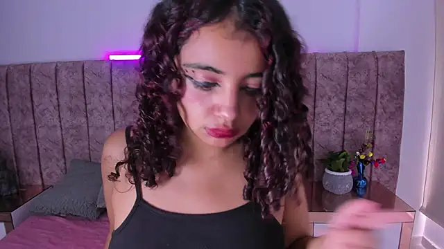 Snapshot of Dahlia_rossee chatting on June 22, 2026, 8:06 pm Dahlia rossee online show from June 22, 2026, 8:06 pm