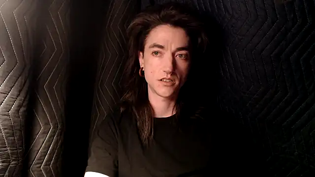 nymphogyny online show from April 13, 2026, 5:40 pm