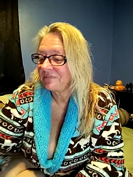 RavensLove online show from May 17, 2026, 11:45 pm
