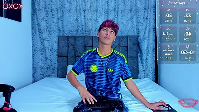 IhanKing online show from July 7, 2026, 8:13 pm