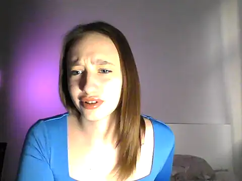 Snapshot of DarkMirel chatting on April 18, 2026, 5:17 pm DarkMirel online show from April 18, 2026, 5:17 pm