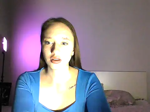 Snapshot of DarkMirel chatting on April 18, 2026, 7:07 pm DarkMirel online show from April 18, 2026, 7:07 pm
