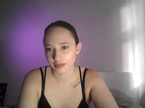 Snapshot of DarkMirel chatting on April 21, 2026, 2:34 pm DarkMirel online show from April 21, 2026, 2:34 pm