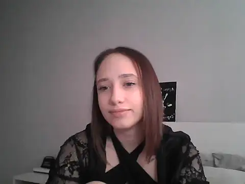 Snapshot of DarkMirel chatting on May 5, 2026, 1:30 pm DarkMirel online show from May 5, 2026, 1:30 pm