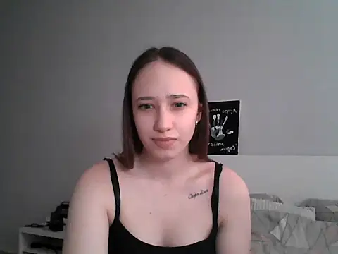 Snapshot of DarkMirel chatting on May 8, 2026, 1:38 pm DarkMirel online show from May 8, 2026, 1:38 pm