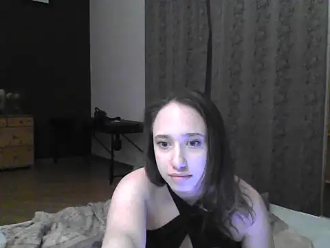 Snapshot of DarkMirel chatting on May 11, 2026, 7:22 pm DarkMirel online show from May 11, 2026, 7:22 pm