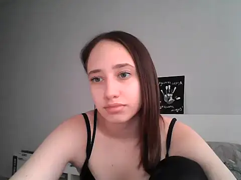 Snapshot of DarkMirel chatting on May 31, 2026, 11:50 am DarkMirel online show from May 31, 2026, 11:50 am