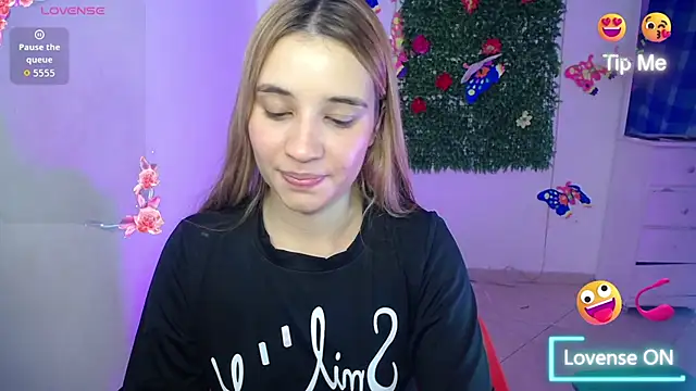 Snapshot of Ambar_lynn01 chatting on May 18, 2026, 8:03 pm Ambar lynn01 online show from May 18, 2026, 8:03 pm
